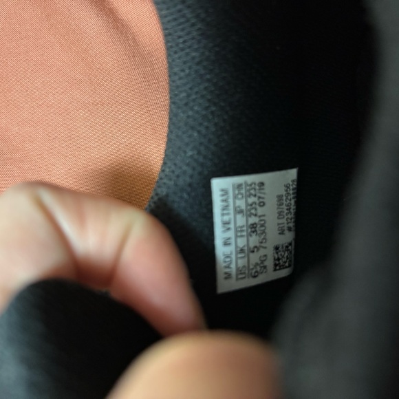 Adidas Ligra 6 - Picture 3 of 5